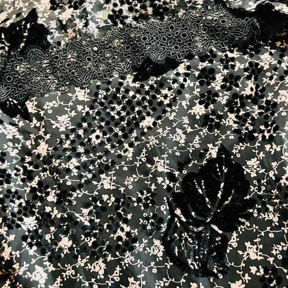 Three Floor Hoodoo Floral Mock Neck Long Sleeves Top Size 12 - Picture 6 of 10